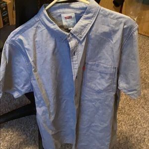 Men’s Levi button up